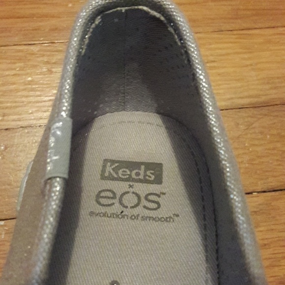 Keds eos Metallic Gold Sneaker Limited Edition - Picture 4 of 8